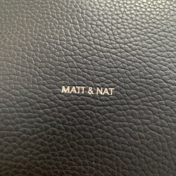 Matt & Nat LENNIE Vegan Tote – Purity Collection – Black (EUC) - Picture 7 of 7